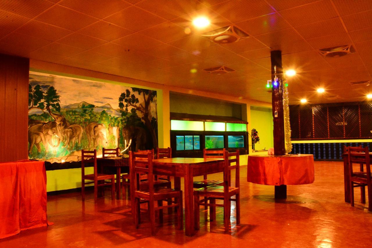 Jungle Holiday Home Hikkaduwa Exterior photo