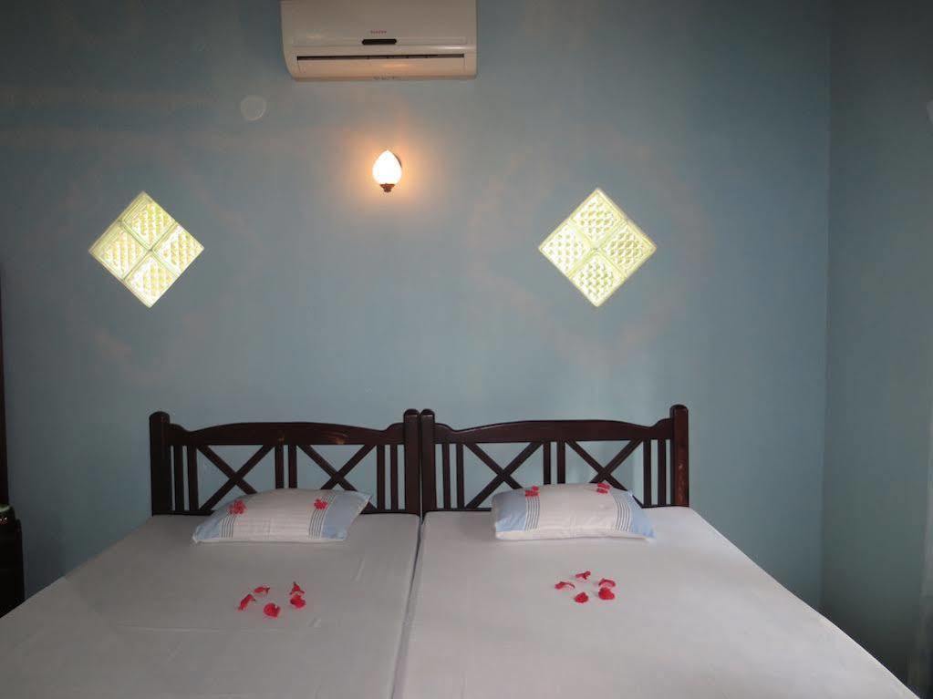 Jungle Holiday Home Hikkaduwa Exterior photo